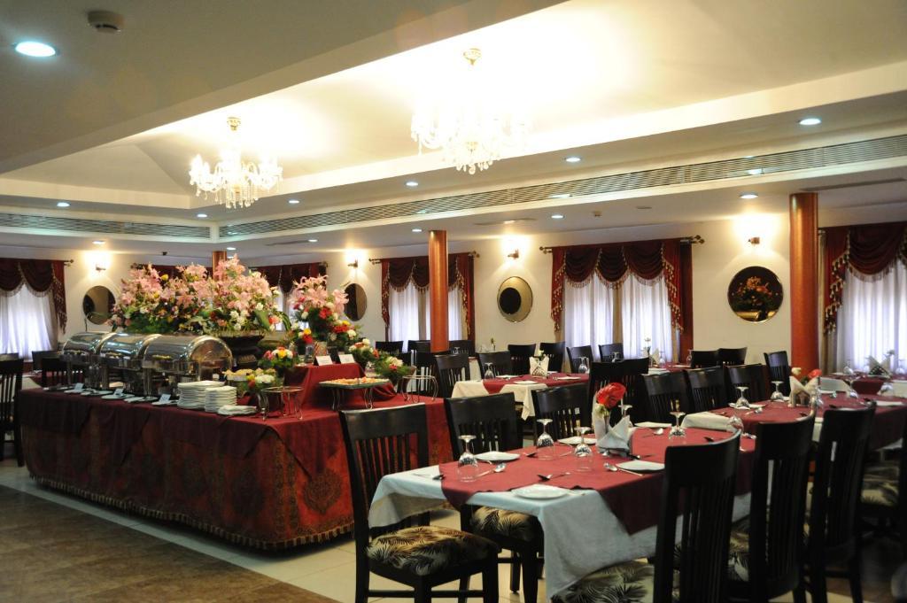 Treebo Crystal Castle Hotell Bangalore Eksteriør bilde