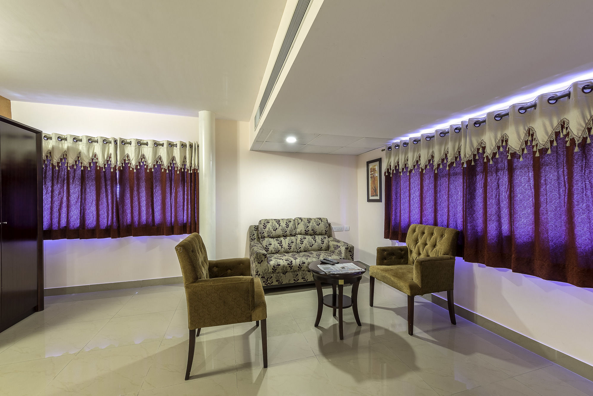 Treebo Crystal Castle Hotell Bangalore Eksteriør bilde