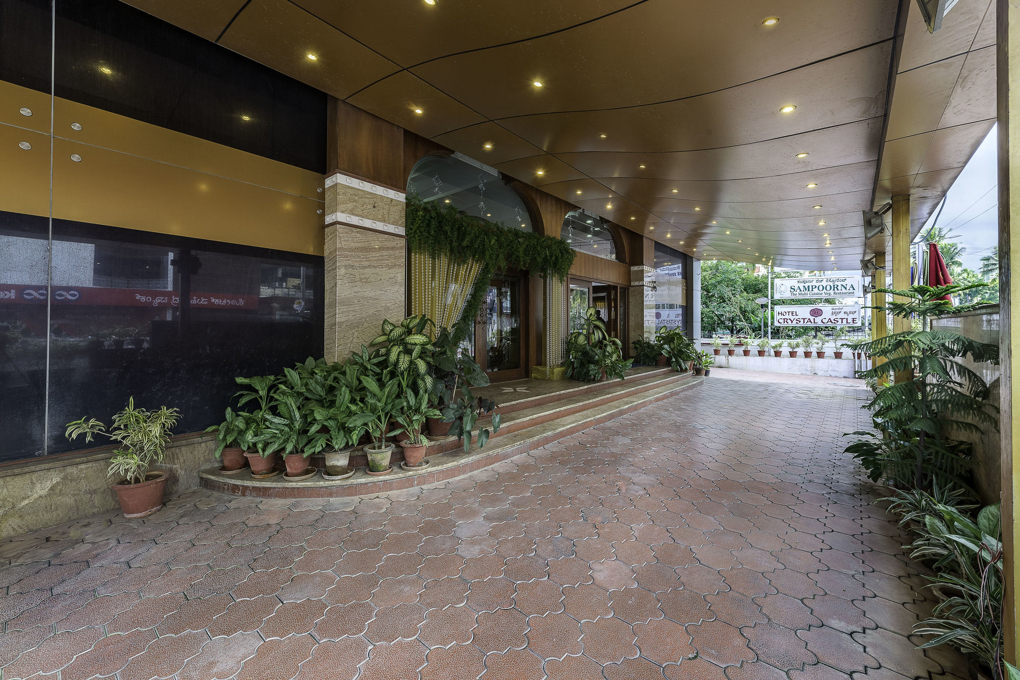 Treebo Crystal Castle Hotell Bangalore Eksteriør bilde