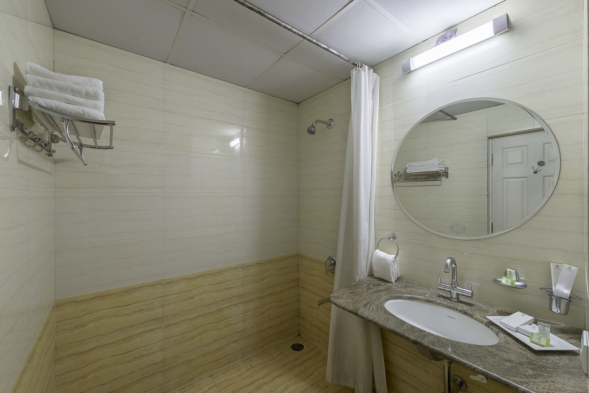 Treebo Crystal Castle Hotell Bangalore Eksteriør bilde